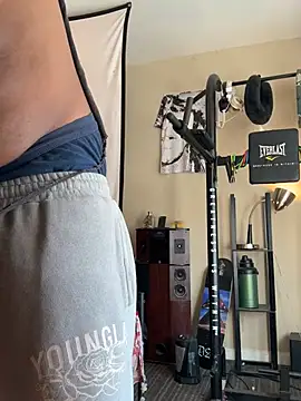 KeYBuMp323 online show from February 3, 2026, 3:28 pm