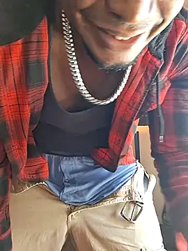 Snapshot of KeYBuMp323 chatting on October 22, 2025, 3:11 pm KeYBuMp323 online show from October 22, 2025, 3:11 pm