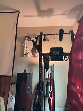 Snapshot of KeYBuMp323 chatting on November 19, 2025, 3:23 pm KeYBuMp323 online show from November 19, 2025, 3:23 pm