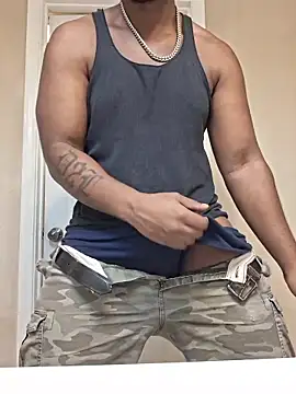 Snapshot of KeYBuMp323 chatting on November 10, 2025, 4:23 pm KeYBuMp323 online show from November 10, 2025, 4:23 pm