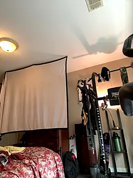 Snapshot of KeYBuMp323 chatting on December 5, 2025, 3:43 pm KeYBuMp323 online show from December 5, 2025, 3:43 pm