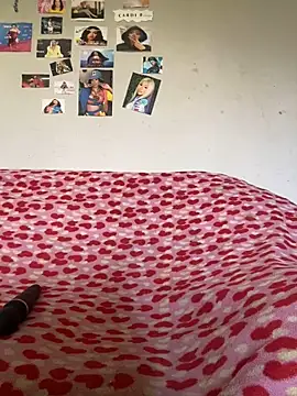 Snapshot of playfulcharmer chatting on February 24, 2026, 11:22 am playfulcharmer online show from February 24, 2026, 11:22 am