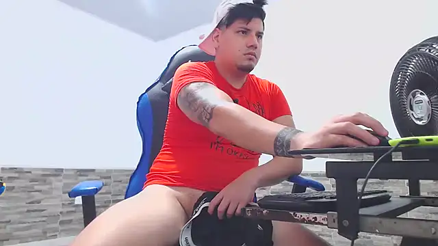 Snapshot of mister_cum1999 chatting on November 28, 2025, 8:09 pm mister cum1999 online show from November 28, 2025, 8:09 pm