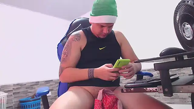 mister cum1999 online show from December 17, 2025, 5:40 pm