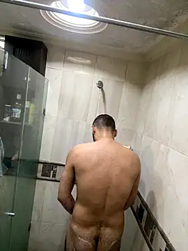   Damian    online show from September 14, 2025, 9:15 pm