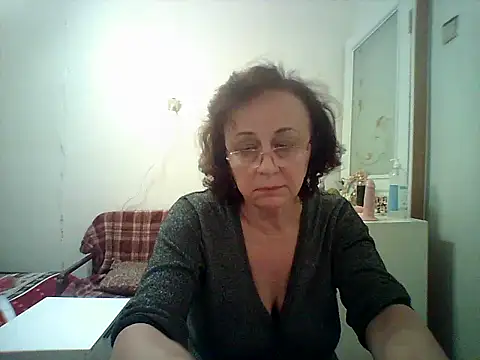 Julia54391 online show from October 17, 2025, 7:48 pm