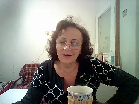 Julia54391 online show from October 18, 2025, 8:00 pm