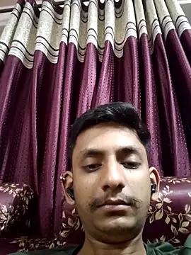 Snapshot of yung_cplz chatting on October 7, 2025, 4:08 pm yung cplz online show from October 7, 2025, 4:08 pm