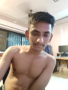 Snapshot of yung_cplz chatting on November 28, 2025, 5:46 pm yung cplz online show from November 28, 2025, 5:46 pm