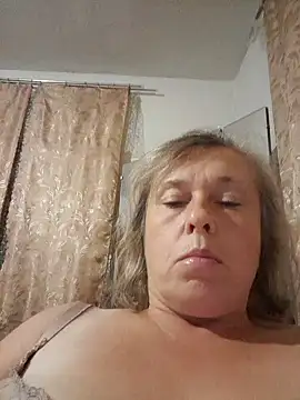 Catherine372311 online show from September 24, 2025, 7:20 pm