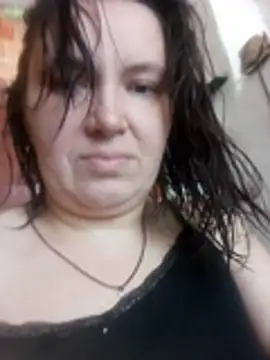 Snapshot of Romashka33011 chatting on February 21, 2026, 9:22 am Romashka33011 online show from February 21, 2026, 9:22 am