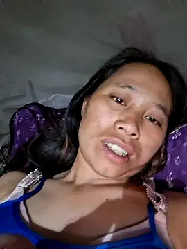 mo4mh online show from April 12, 2026, 6:55 pm