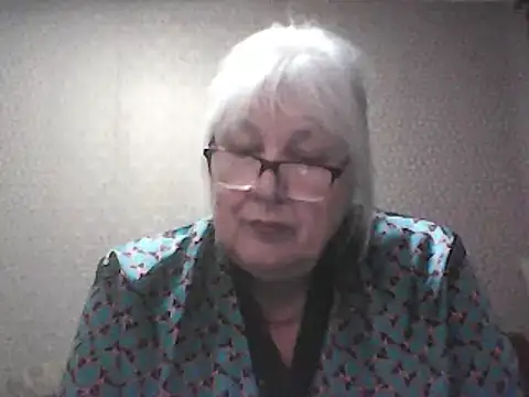 Snapshot of Alexia64231 chatting on December 18, 2025, 6:40 am Alexia64231 online show from December 18, 2025, 6:40 am