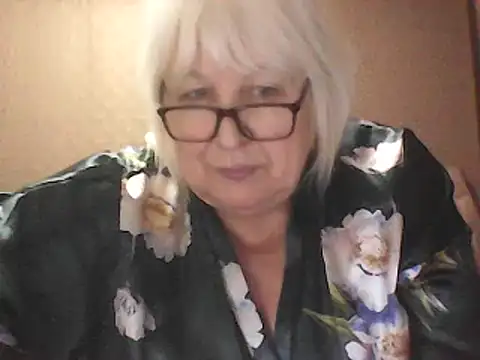 Snapshot of Alexia64231 chatting on February 21, 2026, 7:38 pm Alexia64231 online show from February 21, 2026, 7:38 pm