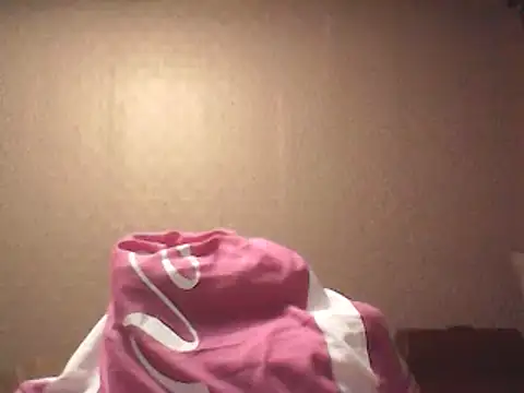 Snapshot of Alexia64231 chatting on December 19, 2025, 6:54 pm Alexia64231 online show from December 19, 2025, 6:54 pm