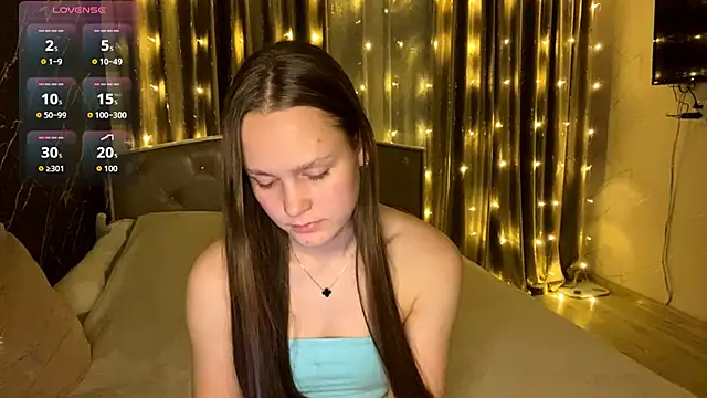 Snapshot of SoSweetGirl chatting on December 2, 2025, 7:04 pm SoSweetGirl online show from December 2, 2025, 7:04 pm