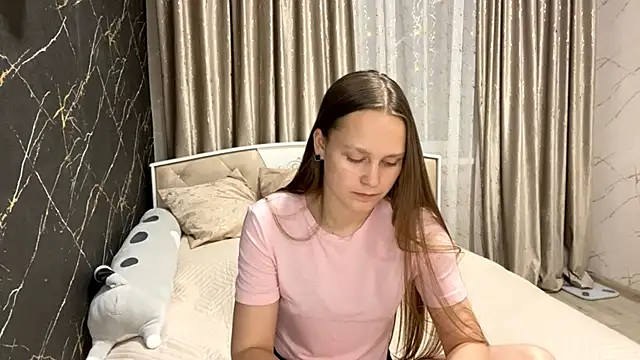 SoSweetGirl online show from October 20, 2025, 12:06 pm