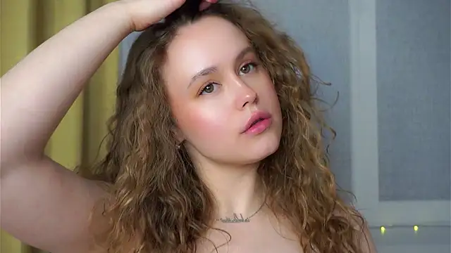 SusannaScholler online show from January 31, 2026, 8:29 pm