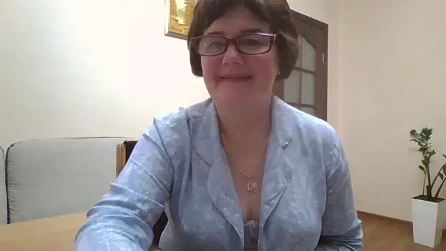 Snapshot of Galina56301 chatting on December 13, 2025, 8:04 pm Galina56301 online show from December 13, 2025, 8:04 pm