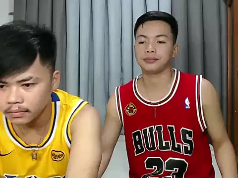 hot emman online show from October 27, 2025, 11:00 am