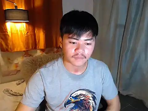 hot emman online show from April 10, 2026, 2:51 am