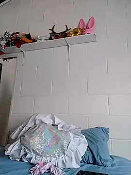 oxxy jean online show from March 4, 2026, 12:57 pm