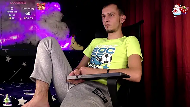 AxelMassimo online show from December 14, 2025, 3:50 pm