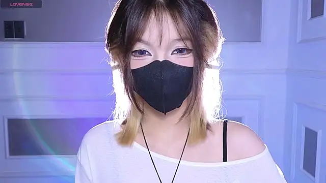      Panda      online show from May 30, 2026, 3:46 am