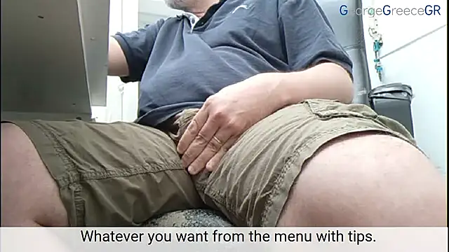 Snapshot of GeorgeGreece2025 chatting on November 13, 2025, 11:14 am GeorgeGreece2025 online show from November 13, 2025, 11:14 am