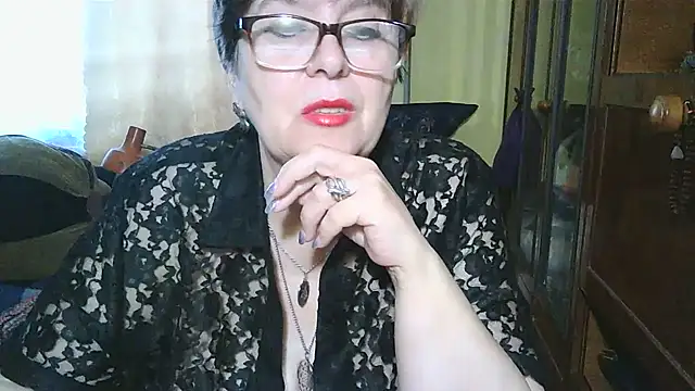 Snapshot of VeronicaGold511 chatting on November 19, 2025, 7:41 am VeronicaGold511 online show from November 19, 2025, 7:41 am