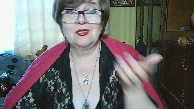 Snapshot of VeronicaGold511 chatting on October 29, 2025, 8:02 am VeronicaGold511 online show from October 29, 2025, 8:02 am