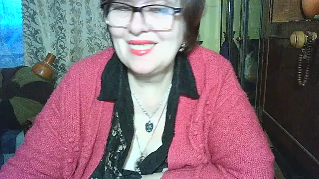 Snapshot of VeronicaGold511 chatting on February 20, 2026, 4:53 am VeronicaGold511 online show from February 20, 2026, 4:53 am