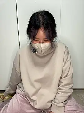 ichika muu online show from April 17, 2026, 11:35 am