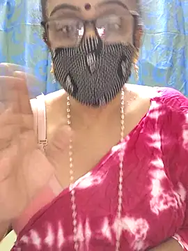 sweet-lotus online show from December 15, 2025, 4:13 pm