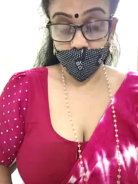 sweet-lotus online show from October 3, 2025, 8:38 am