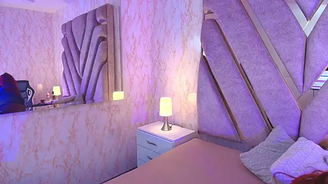 Snapshot of redd_pandaa chatting on November 26, 2025, 3:39 am redd pandaa online show from November 26, 2025, 3:39 am