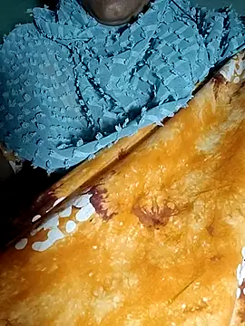 Snapshot of Hotty-Monaa chatting on November 14, 2025, 5:05 pm Hotty-Monaa online show from November 14, 2025, 5:05 pm