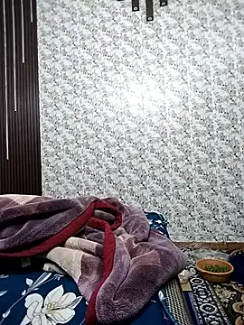 Snapshot of Cute-Janvi20 chatting on January 7, 2026, 5:12 am Cute-Janvi20 online show from January 7, 2026, 5:12 am