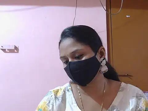 Snapshot of itsabika chatting on February 21, 2026, 12:29 pm itsabika online show from February 21, 2026, 12:29 pm