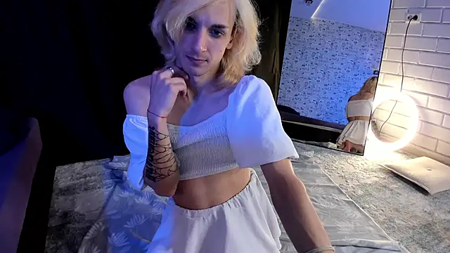 Anjela Botton online show from September 30, 2025, 6:25 pm