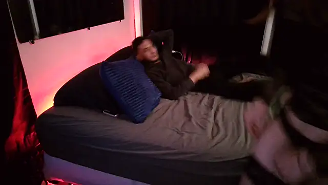 teahb online show from November 9, 2025, 1:59 pm