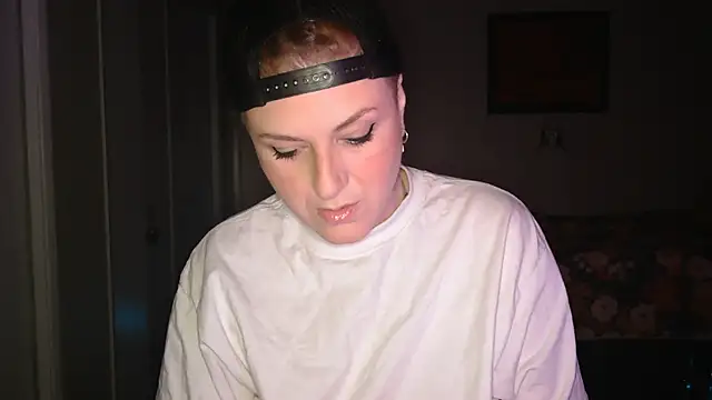 RasheleErotica online show from May 19, 2026, 3:24 am