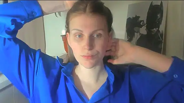 Snapshot of JuliaMuuun chatting on April 7, 2026, 7:48 pm JuliaMuuun online show from April 7, 2026, 7:48 pm