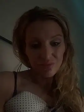 BaddieBossXX2 online show from June 6, 2026, 12:54 pm