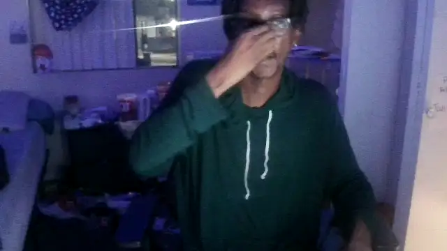 Moyo228 online show from February 2, 2026, 1:43 pm