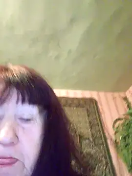 Snapshot of CrystalLime6411 chatting on February 24, 2026, 10:21 pm CrystalLime6411 online show from February 24, 2026, 10:21 pm