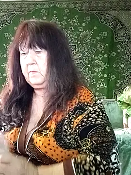 Snapshot of CrystalLime6411 chatting on February 9, 2026, 10:13 am CrystalLime6411 online show from February 9, 2026, 10:13 am