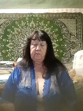 CrystalLime6411 online show from October 30, 2025, 9:22 pm