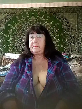 CrystalLime6411 online show from October 23, 2025, 6:12 am