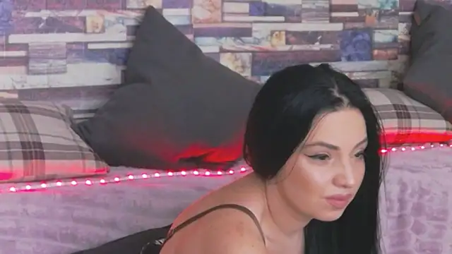 Snapshot of GrayLunna chatting on October 26, 2025, 6:03 am GrayLunna online show from October 26, 2025, 6:03 am